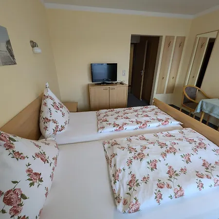 Guest house Dornroeschen *